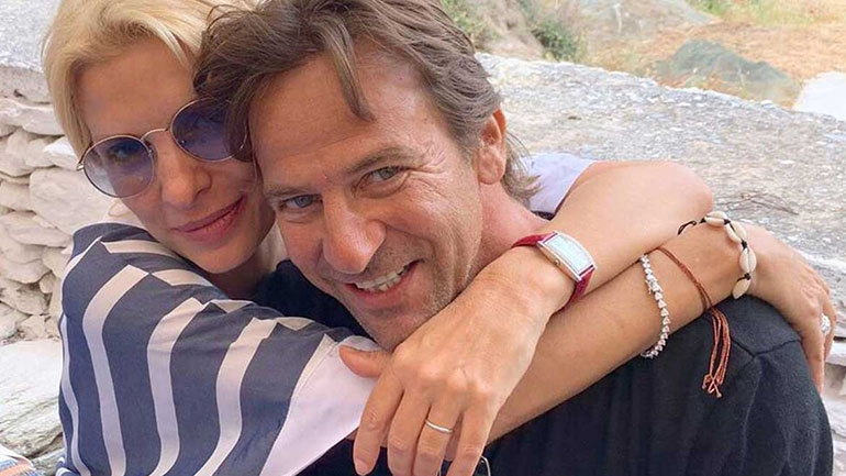 Οι τρυφερές φωτογραφίες της Ελένης Μενεγάκη στην αγκαλιά του Μάκη Παντζόπουλου